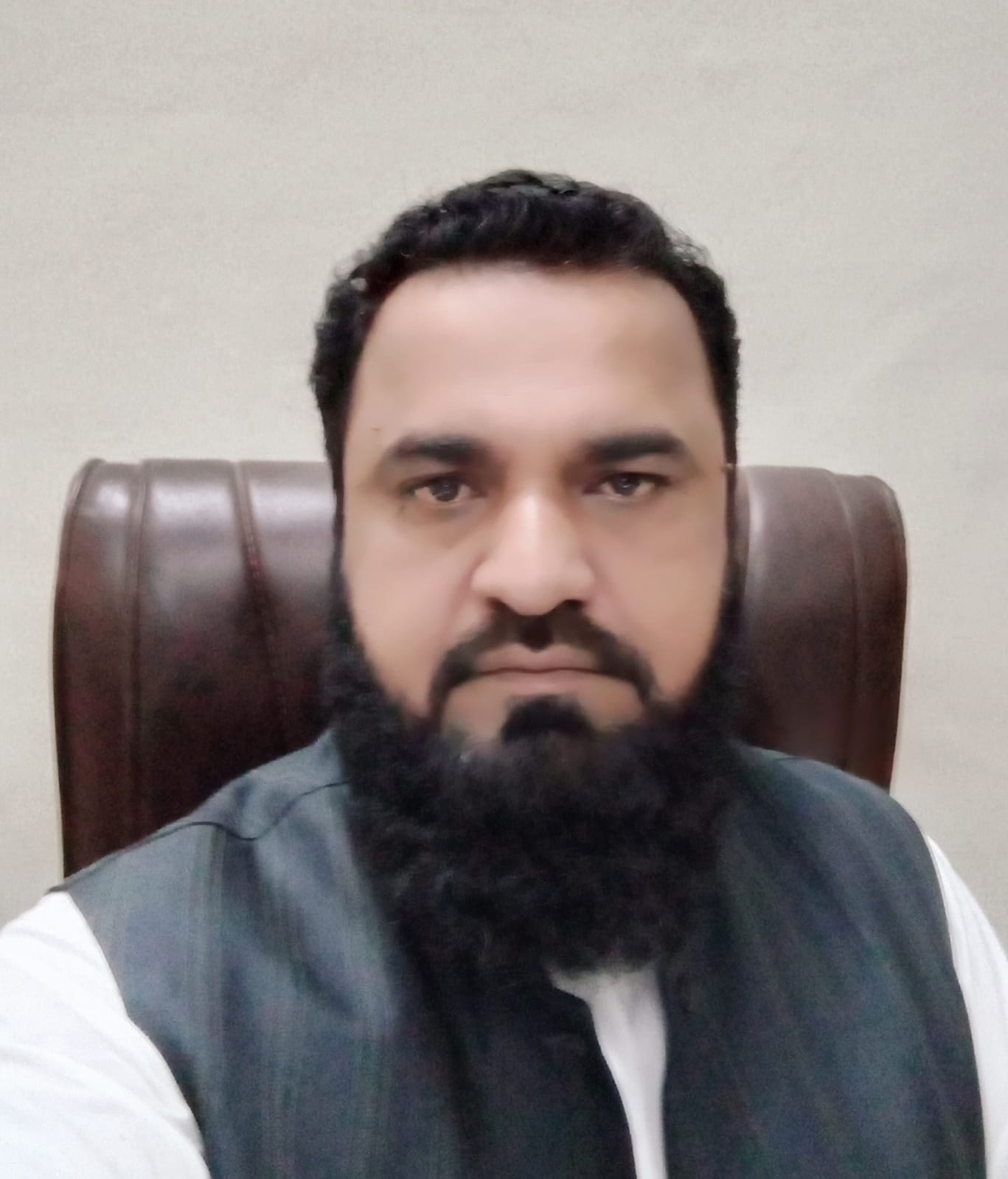 Dr. Naeem Ullah